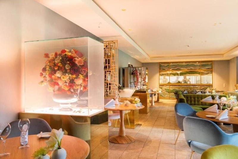 Restaurant Hotel Merlet image