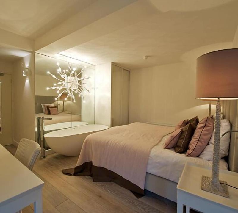 Restaurant Hotel Merlet image