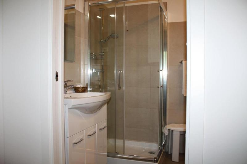 Elis Rooms image