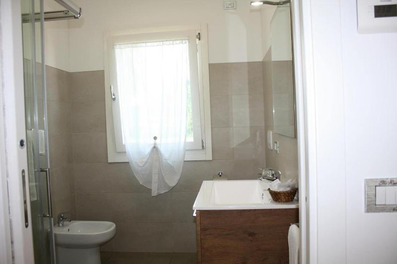 Elis Rooms image