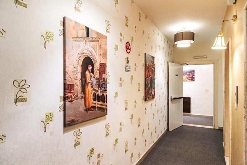 Lancaster Hotel Apartments Gardens image