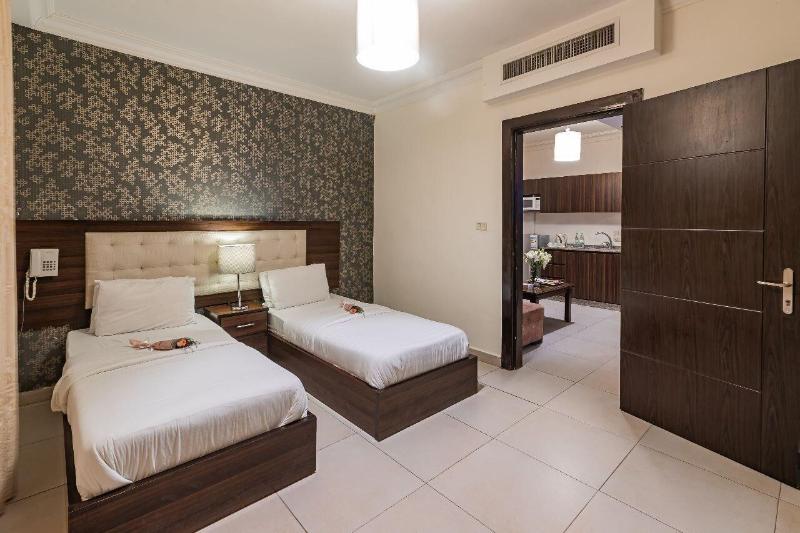 Lancaster Hotel Apartments Gardens image
