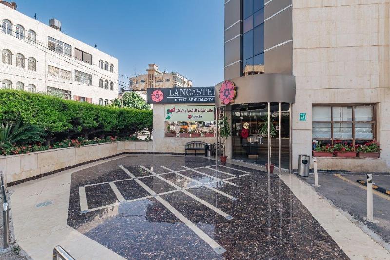 Lancaster Hotel Apartments Gardens image