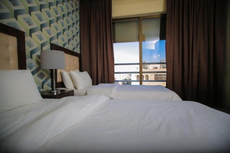 Lancaster Hotel Apartments Gardens image