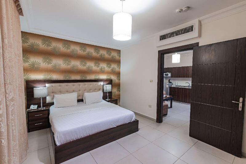 Lancaster Hotel Apartments Gardens image