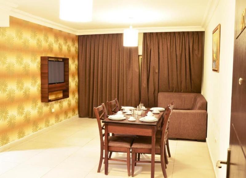Lancaster Hotel Apartments Gardens image