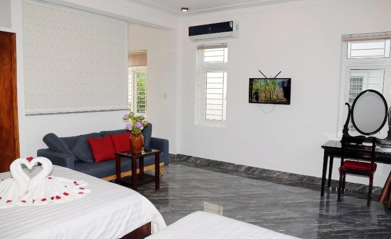 Mountain House Villa image