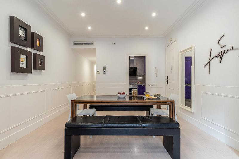 Enjoybcn Tapies Apartment image