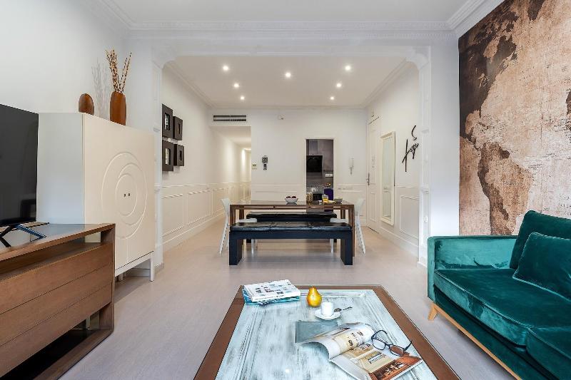 Enjoybcn Tapies Apartment image