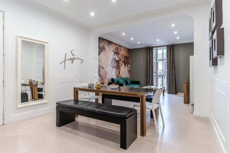 Enjoybcn Tapies Apartment image