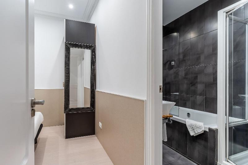 Enjoybcn Tapies Apartment image