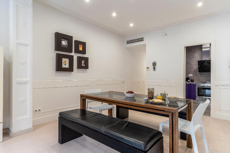Enjoybcn Tapies Apartment image