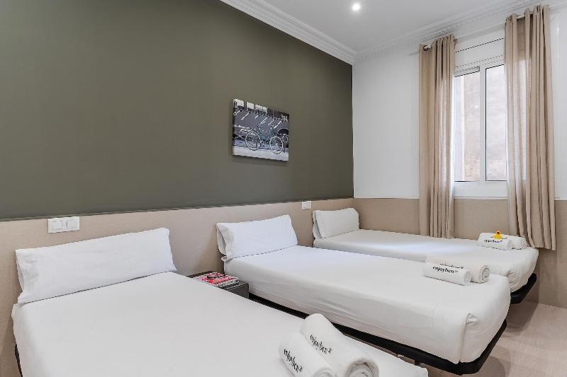 Enjoybcn Tapies Apartment image