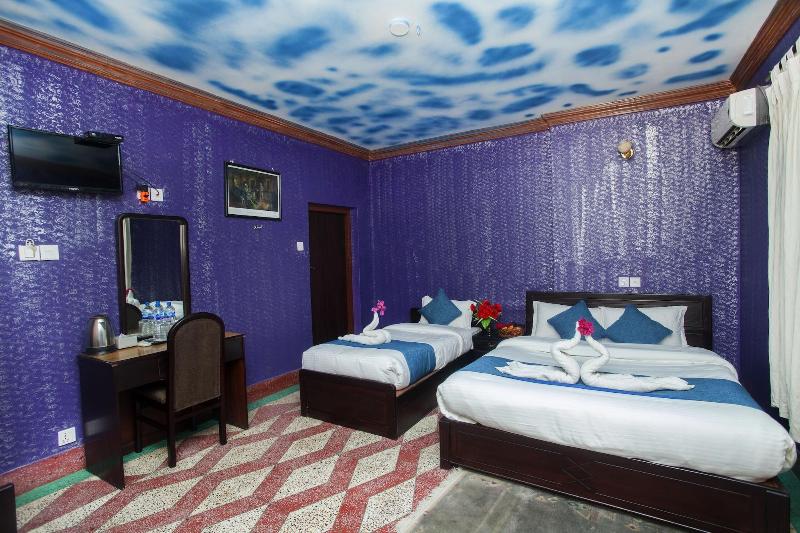 Hotel Green Horizon image