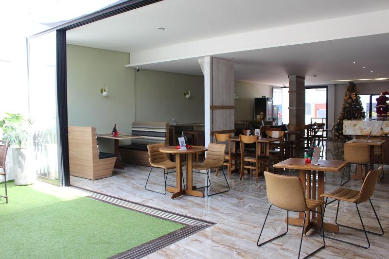 Optimum Plaza Hotel, Monte Alto