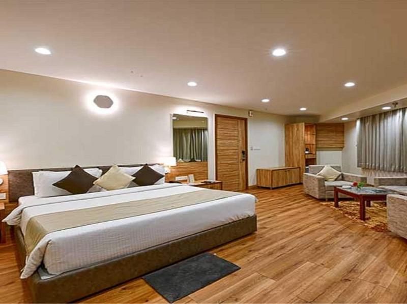 Hotel Page One image