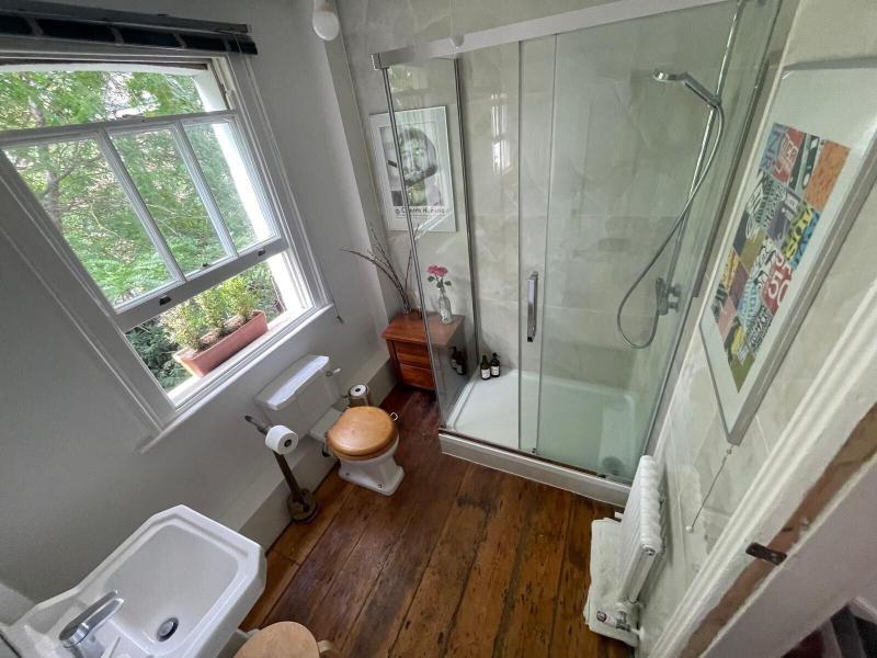 Central Victorian House image