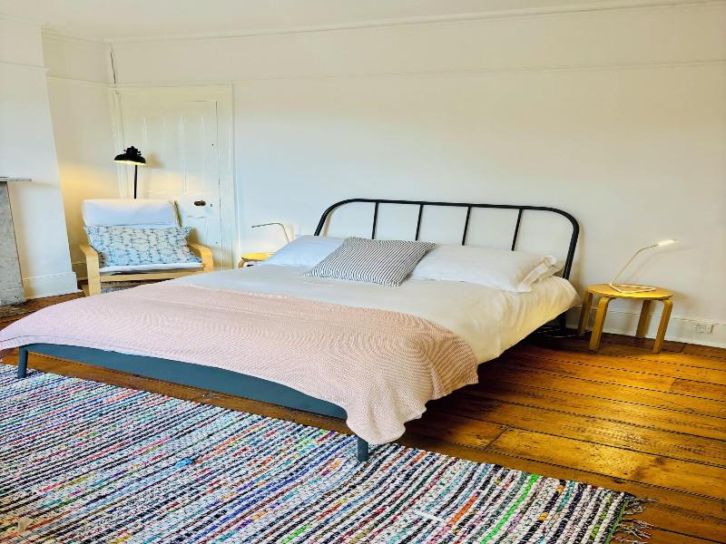 Central Victorian House image