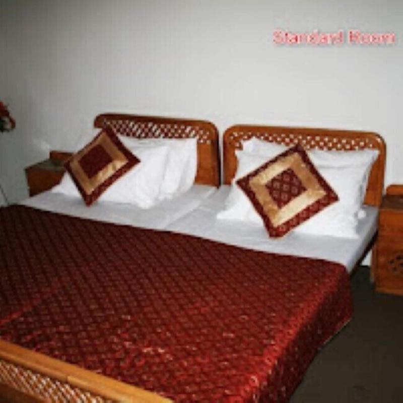 Pine Top Hotel Naran image