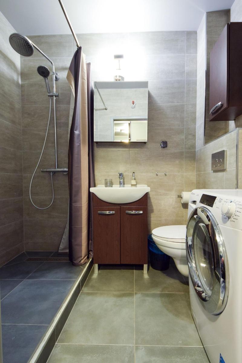 Shortstaypoland Srebrna B36 image