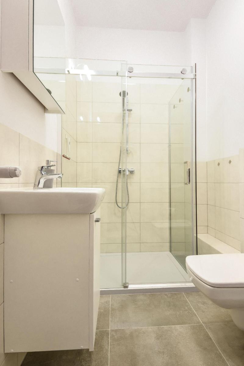 Shortstaypoland Srebrna B36 image