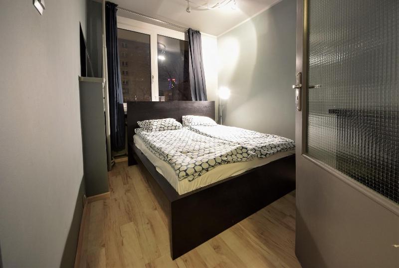 Shortstaypoland Srebrna B36 image