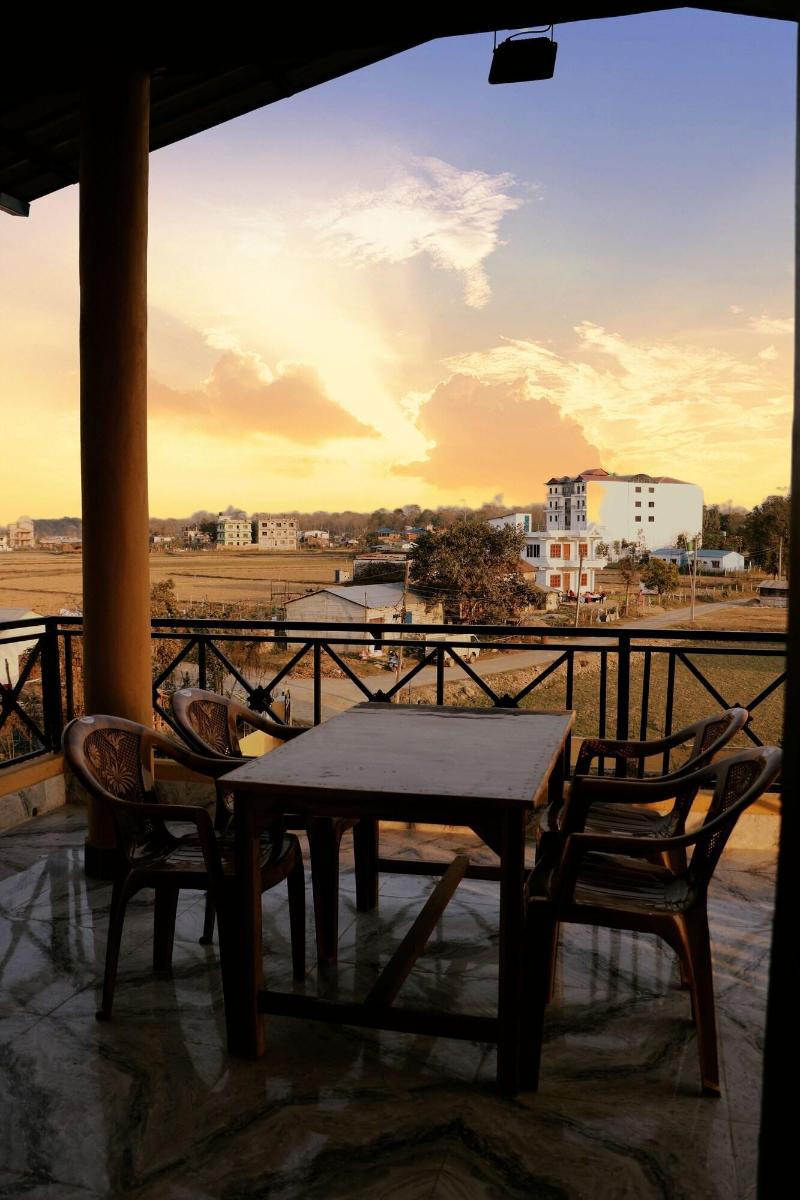 Hotel National Park image