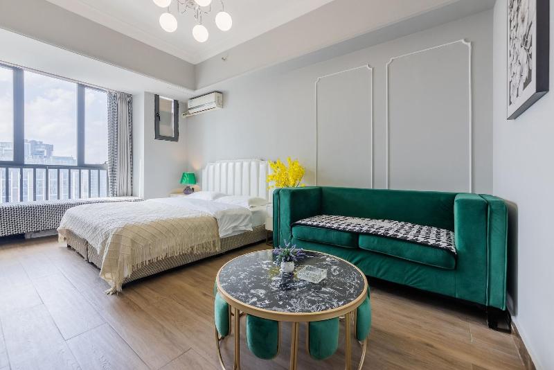 Lavender Apartment Wanda Branch image