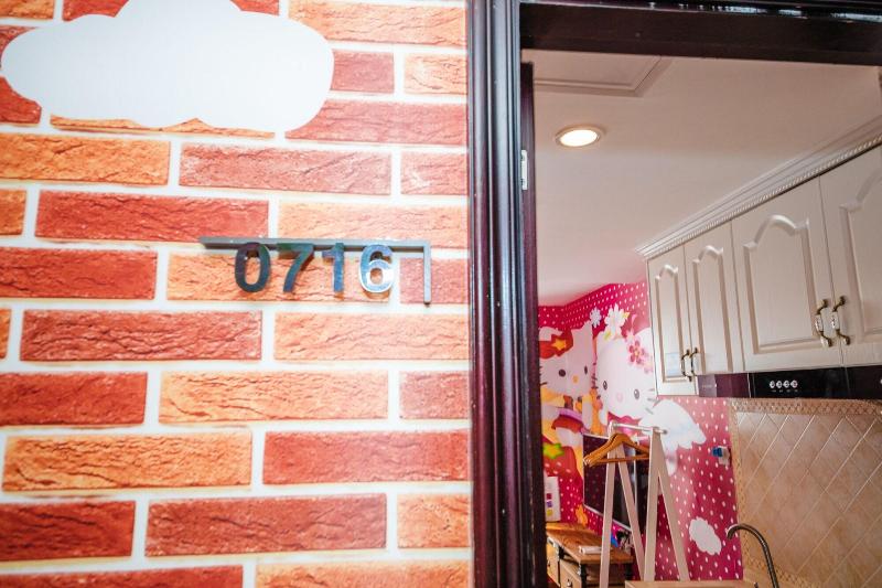 Lavender Apartment Wanda Branch image