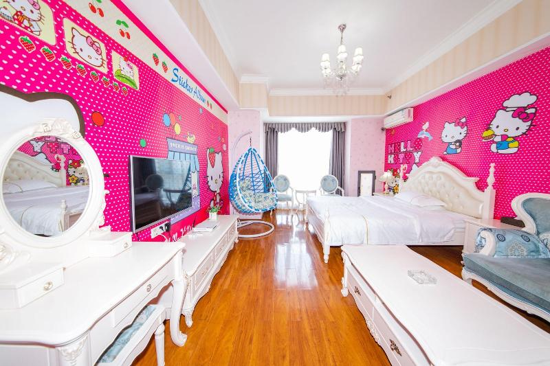 Lavender Apartment Wanda Branch image