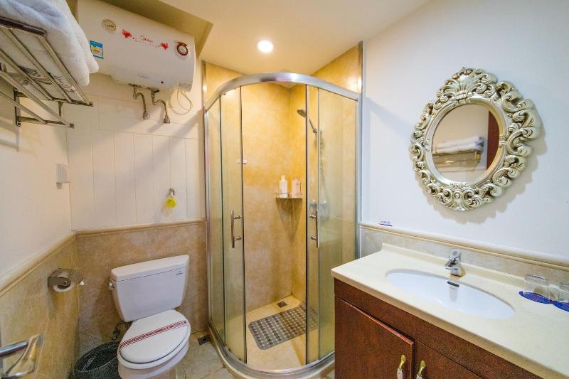 Lavender Apartment Wanda Branch image