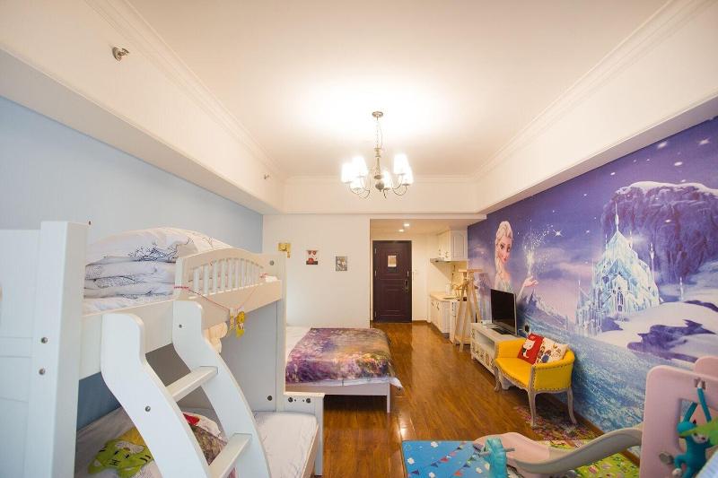 Lavender Apartment Wanda Branch image