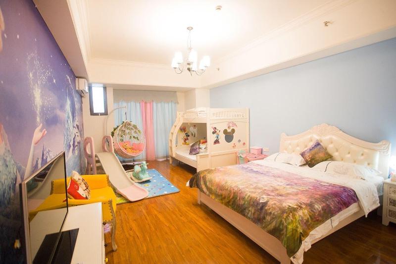 Lavender Apartment Wanda Branch image