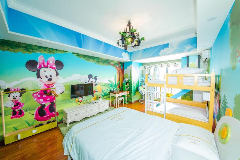 Lavender Apartment Wanda Branch image