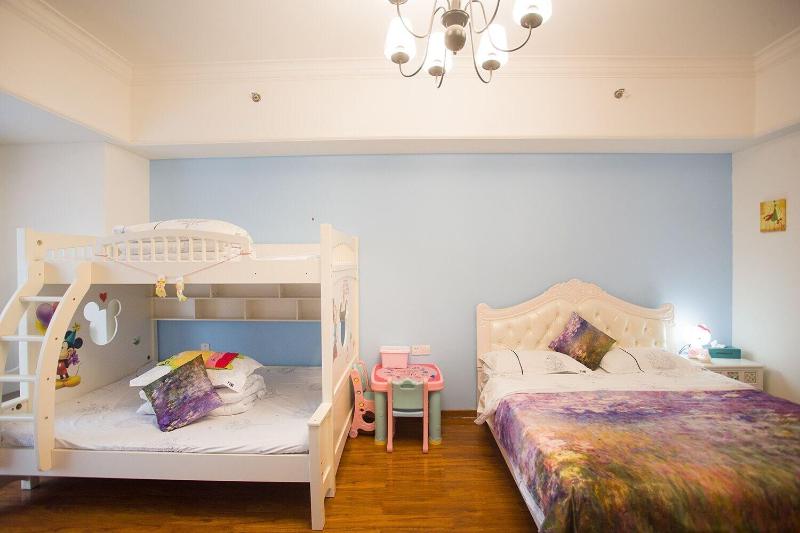 Lavender Apartment Wanda Branch image