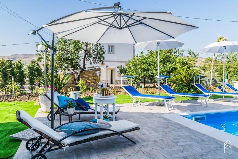 Dea Degli Ulivi House image