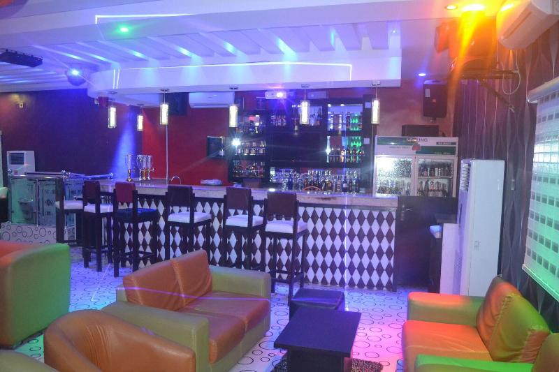 Mac Dove Lounge Suites Ltd image