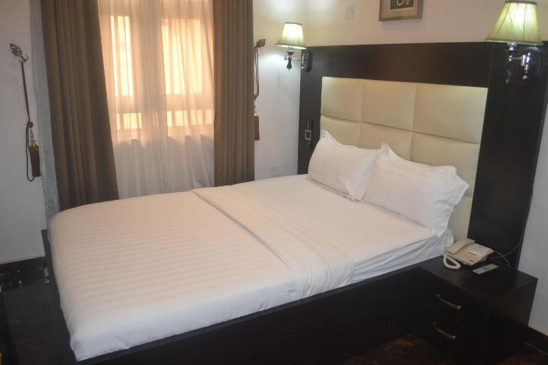 Mac Dove Lounge Suites Ltd image