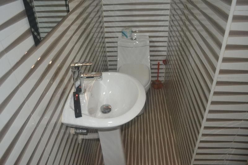 Mac Dove Lounge Suites Ltd image