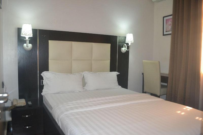 Mac Dove Lounge Suites Ltd image