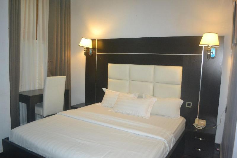 Mac Dove Lounge Suites Ltd image