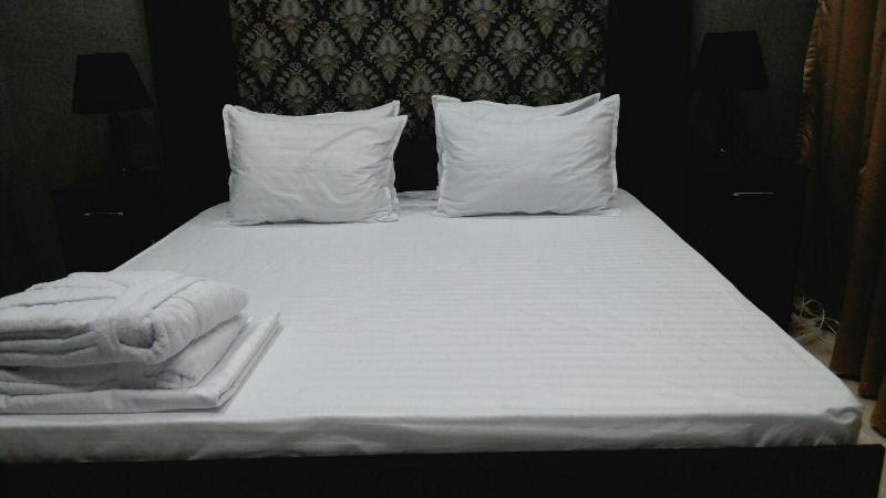 Pearl Tashkent Hotel image