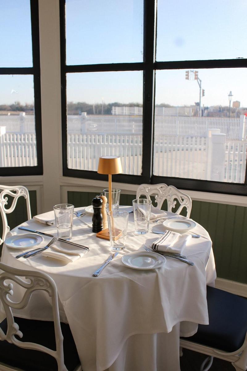 The Inn Of Cape May image