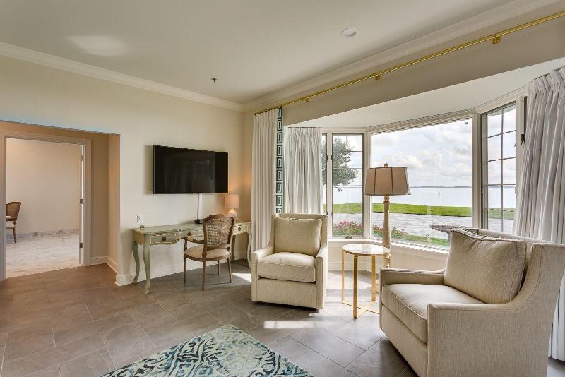 Azaleana Manor image