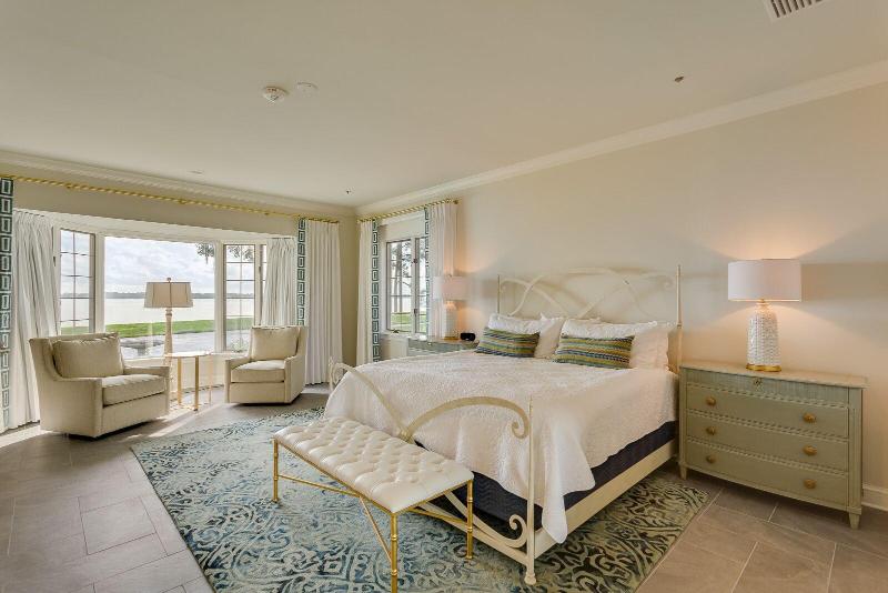 Azaleana Manor image