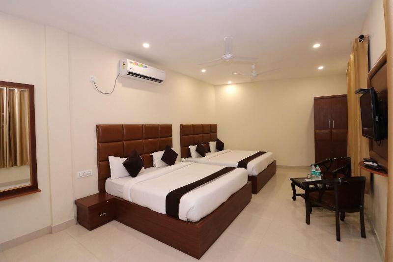 Hotel Dev Ganga image
