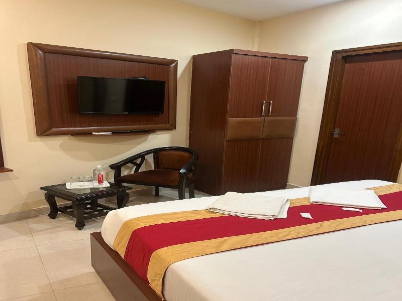 Hotel Dev Ganga image