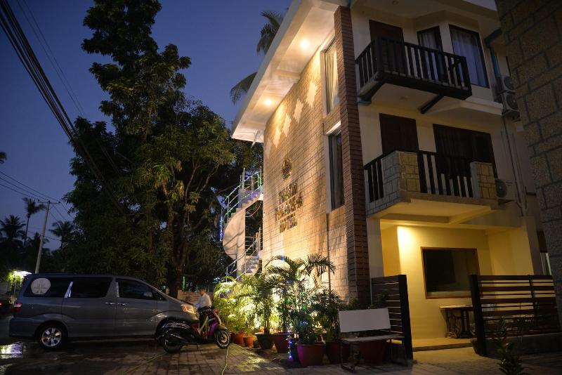 Thazin Palace A Hotel image