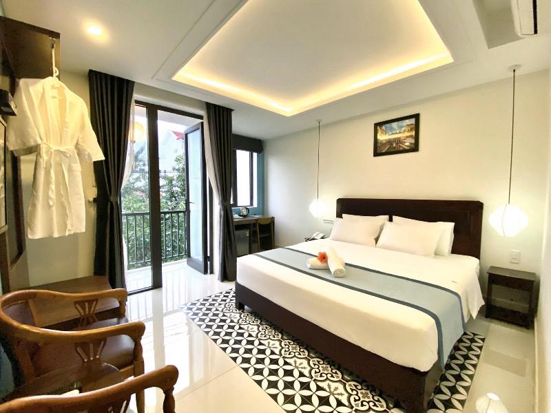 Grand Holiday Villa image
