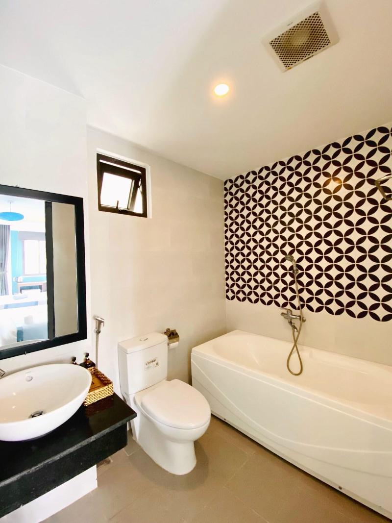Grand Holiday Villa image